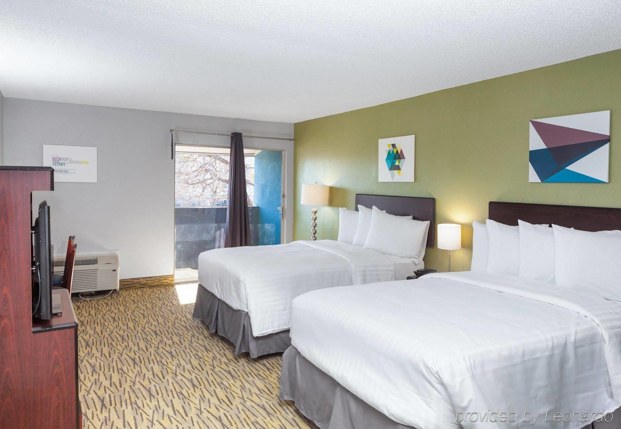 Aae Austin'S Travelodge Екстер'єр фото