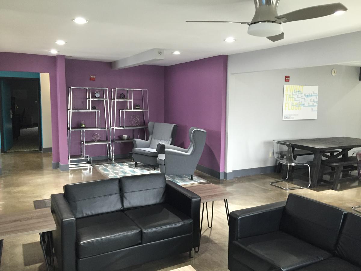 Aae Austin'S Travelodge Екстер'єр фото